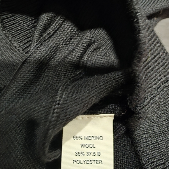 Joseph Abboud Black Turtleneck Sweater. NEW. XL - Picture 7 of 7